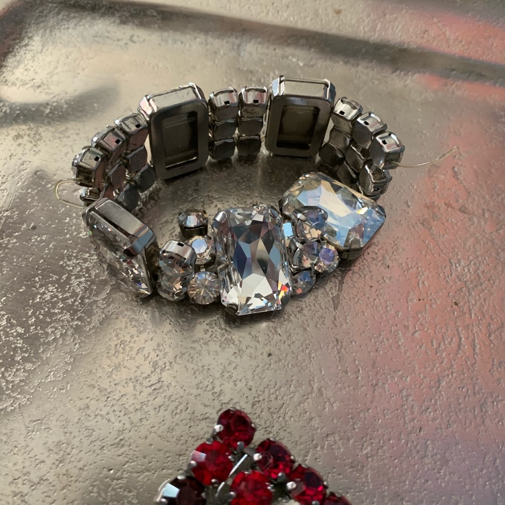Bracelets - Picture 3 of 5
